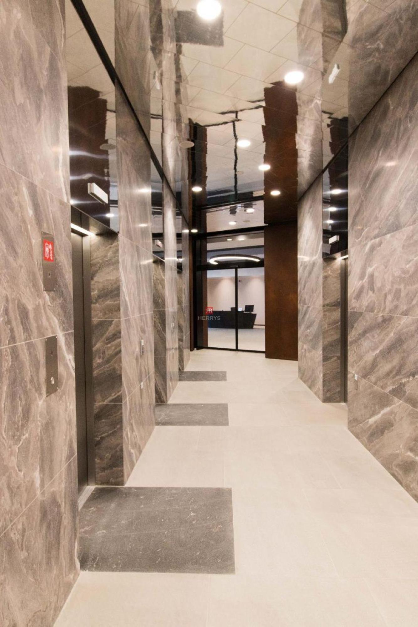 Sag Romantic 22 Floor Panorama City Free Parking Free Wifi براتسيلافا المظهر الخارجي الصورة