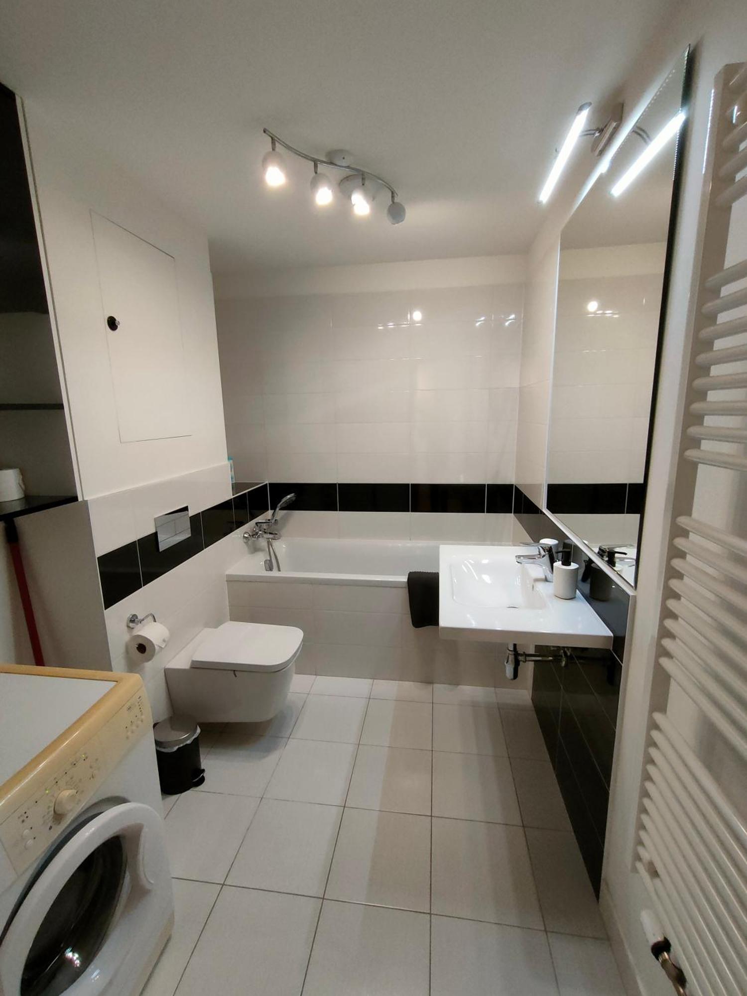 Sag Romantic 22 Floor Panorama City Free Parking Free Wifi براتسيلافا المظهر الخارجي الصورة