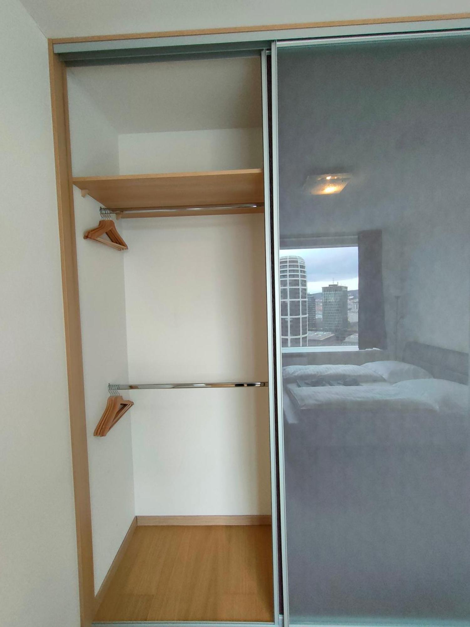 Sag Romantic 22 Floor Panorama City Free Parking Free Wifi براتسيلافا المظهر الخارجي الصورة